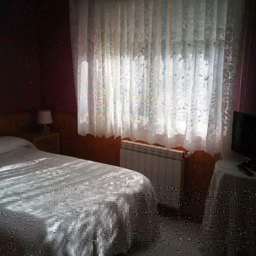 Hostal El Venero Sotillo de la Adrada Eksteriør billede