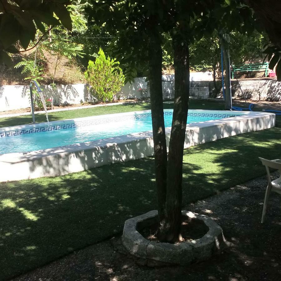 Hostal El Venero Sotillo de la Adrada Eksteriør billede